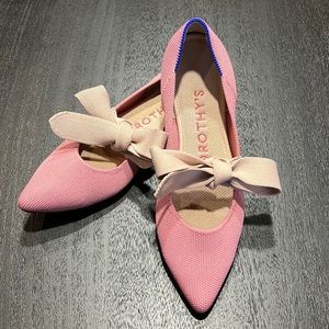 Rothy’s Mary Jane Points in Rosebud - size 7.5